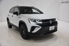 2024 Volkswagen Taos 1.5T SE Black SUV