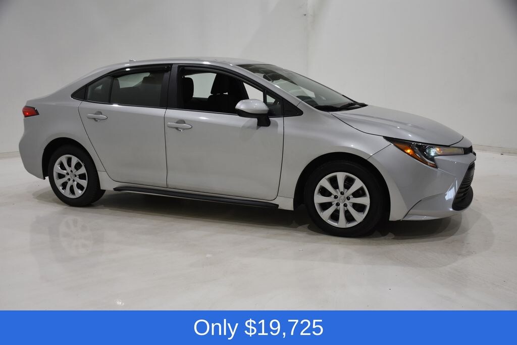 Used 2024 Toyota Corolla LE Sedan