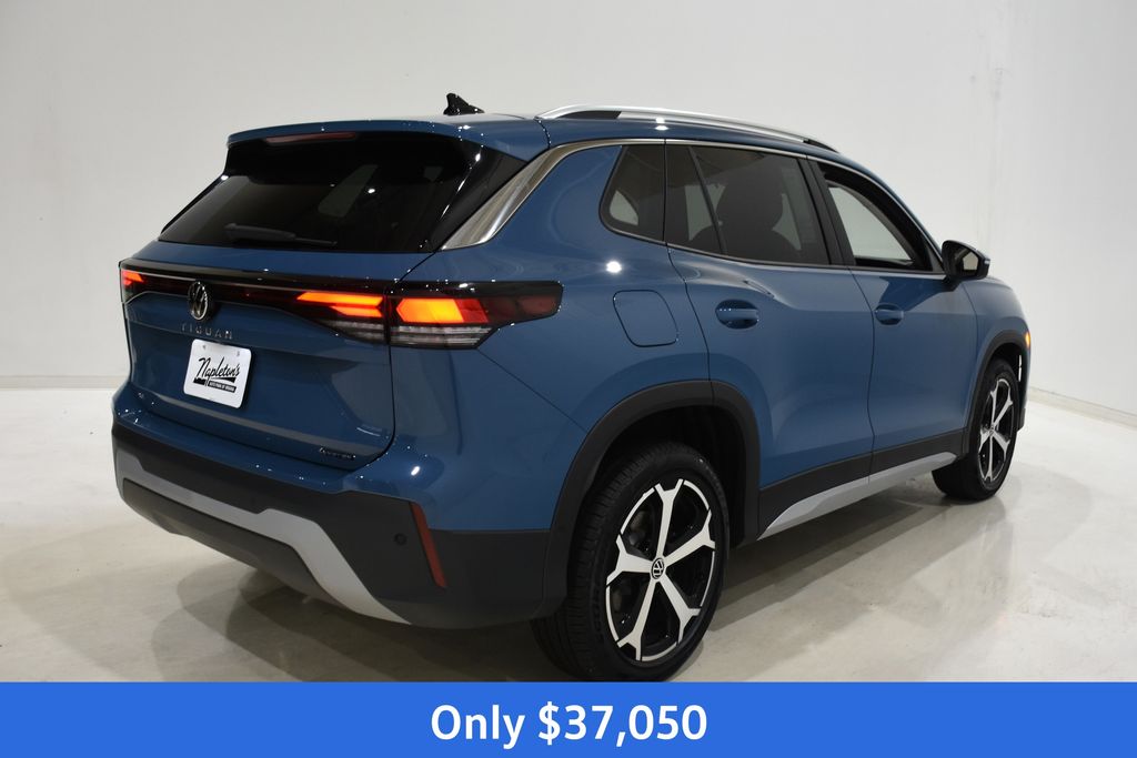 2026 Volkswagen Tiguan SE photo 4