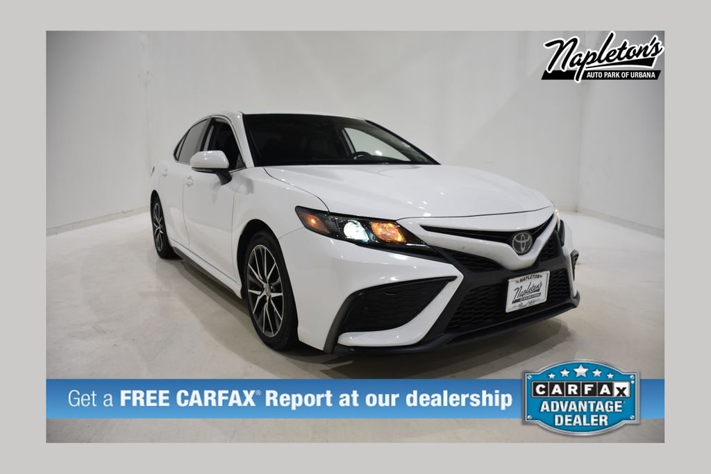Used 2023 Toyota Camry SE Sedan