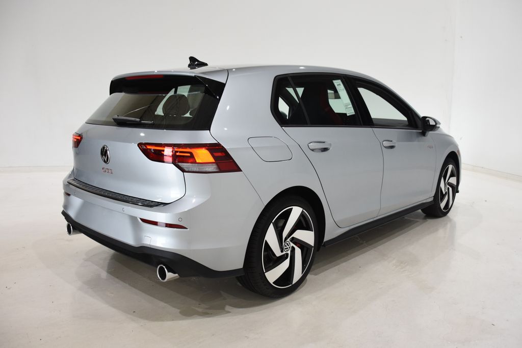 2025 Volkswagen Golf GTI S photo 4