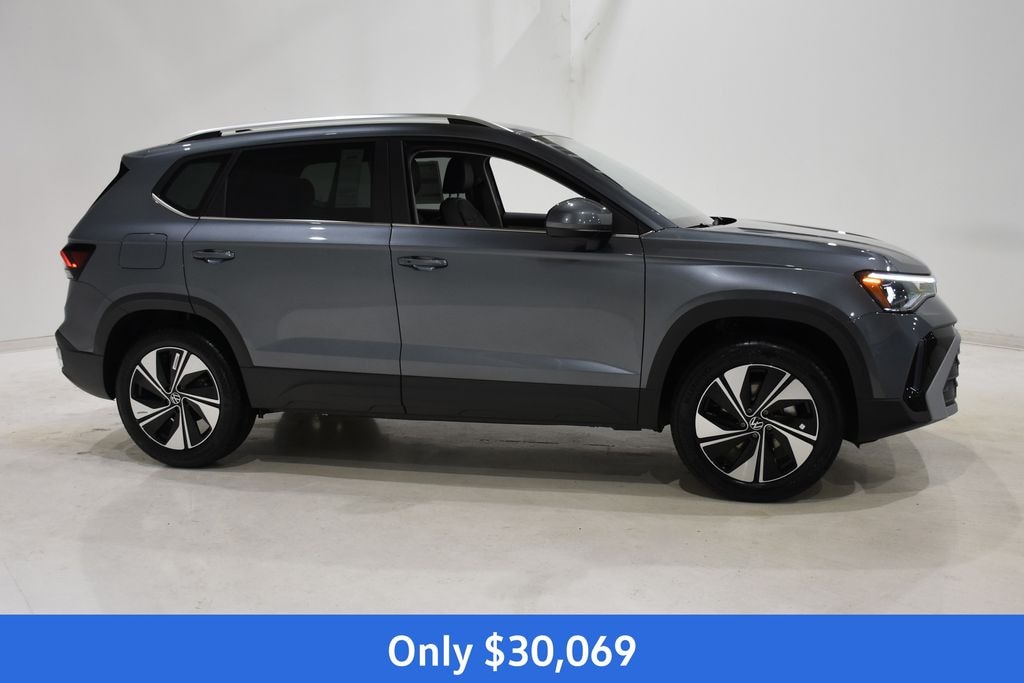 New 2026 Volkswagen Taos 1.5T SE SUV
