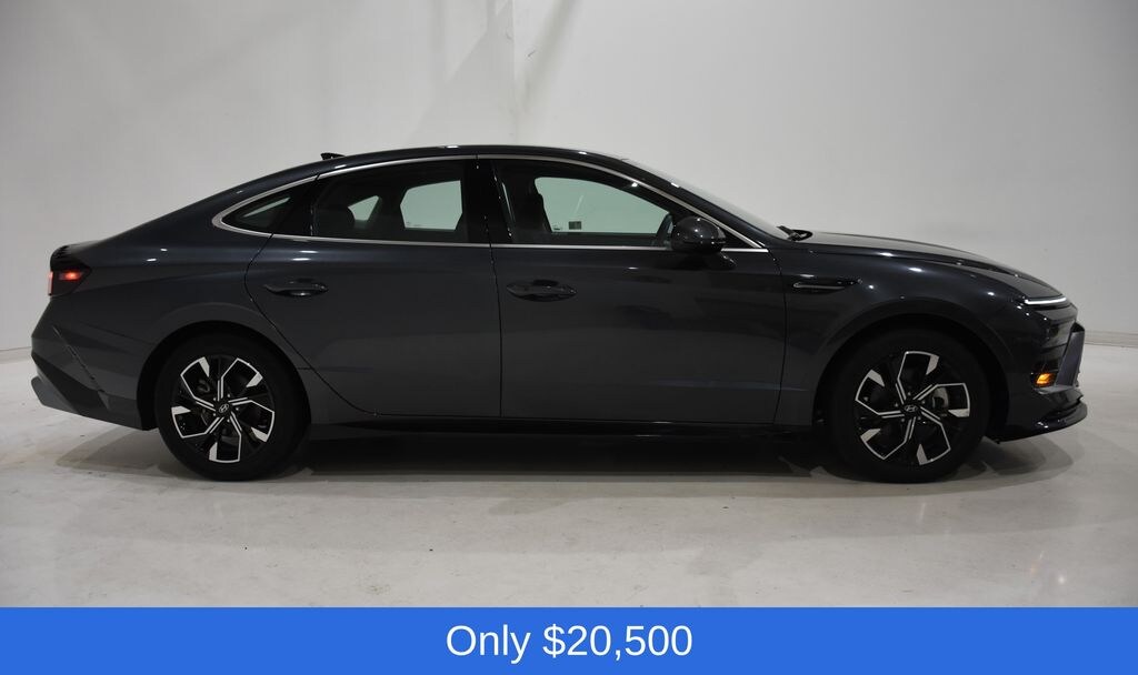 Used 2024 Hyundai Sonata SEL Sedan