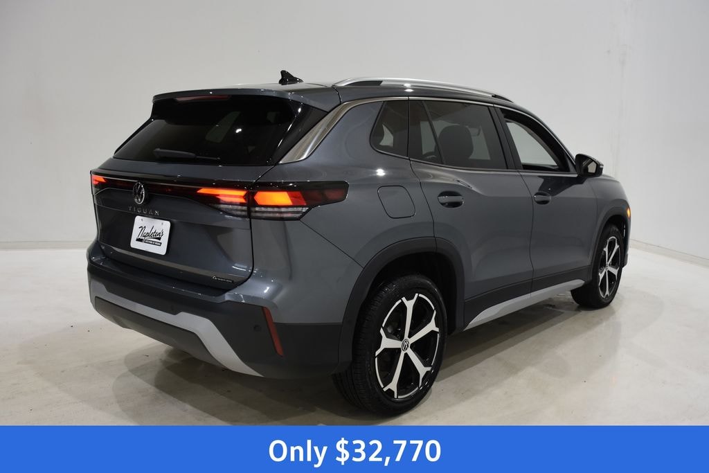 New 2025 Volkswagen Tiguan 2.0T SE SUV