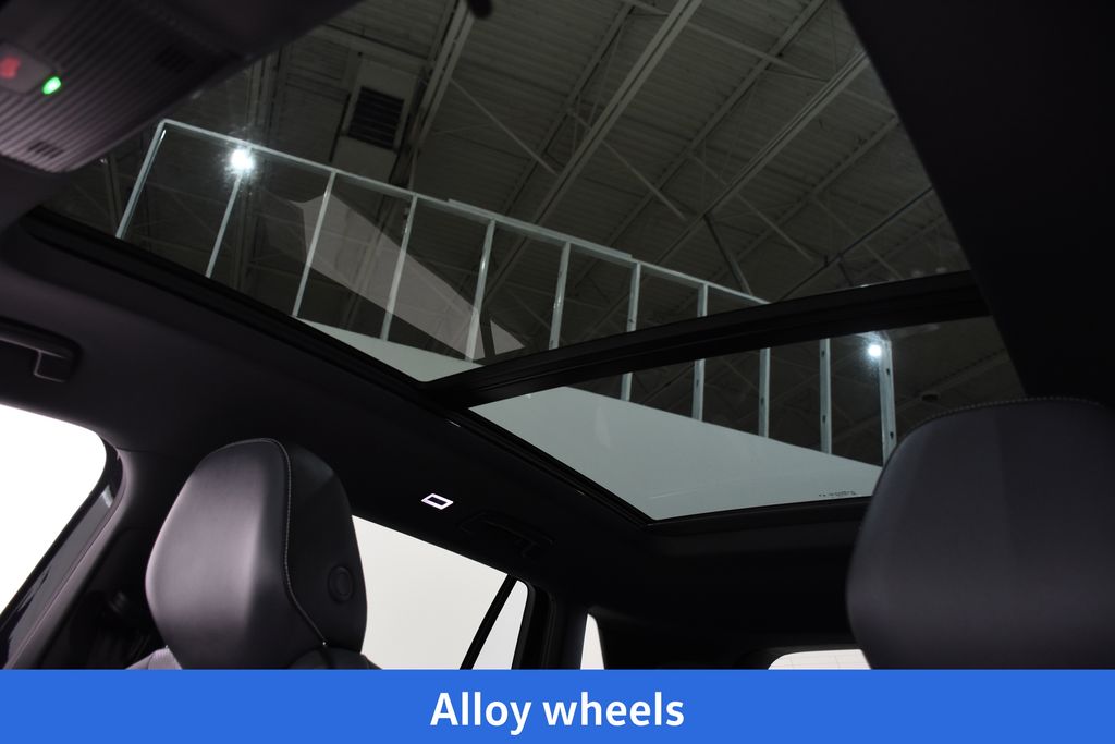 2026 Volkswagen Tiguan SE R-LINE BLACK - Photo 25