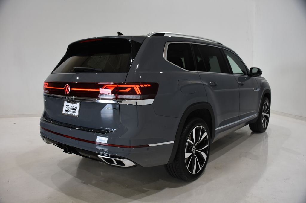 2026 Volkswagen Atlas SEL Premium R-Line photo 3