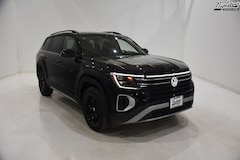 2025 Volkswagen Atlas 2.0T Peak Edition SUV