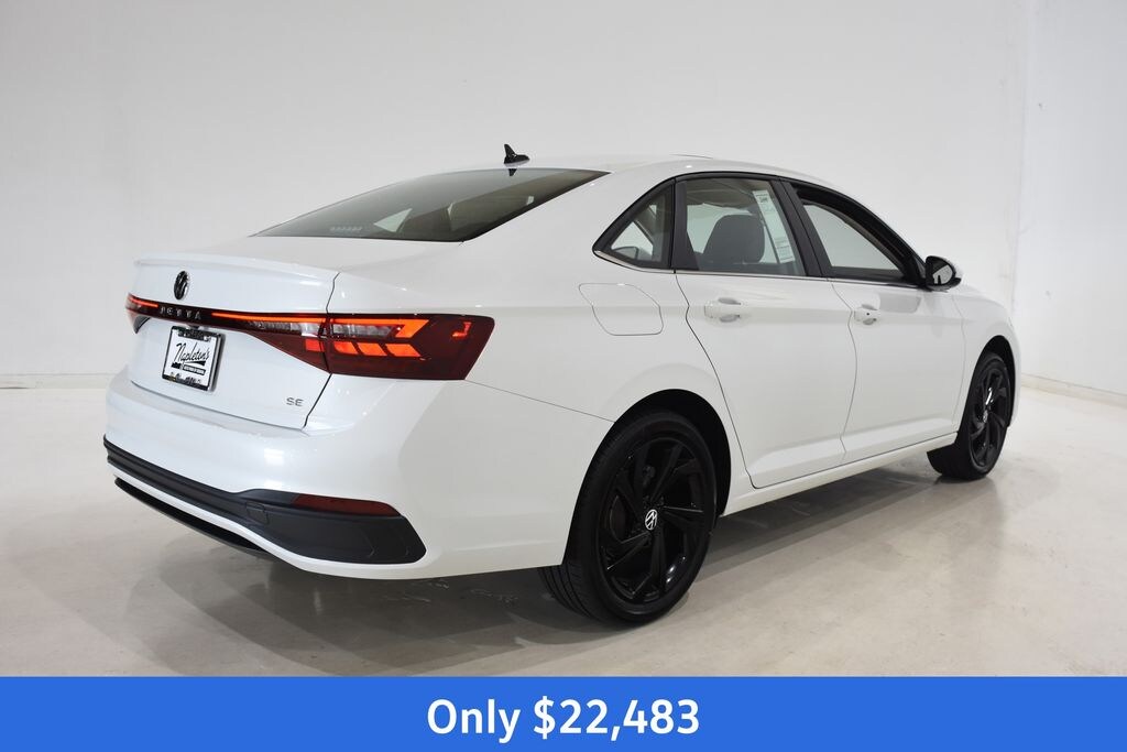 New 2025 Volkswagen Jetta 1.5T SE Sedan