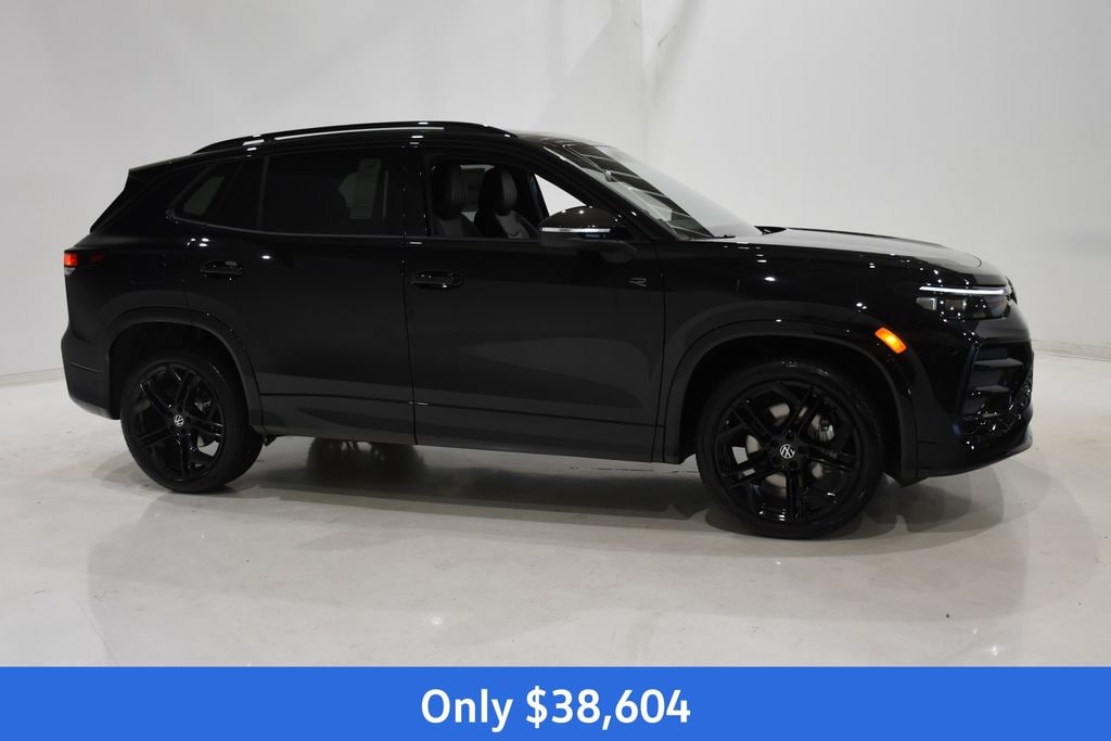 New 2026 Volkswagen Tiguan 2.0T SE R-Line Black SUV