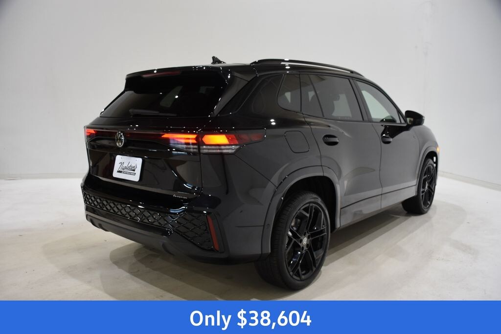 New 2026 Volkswagen Tiguan 2.0T SE R-Line Black SUV