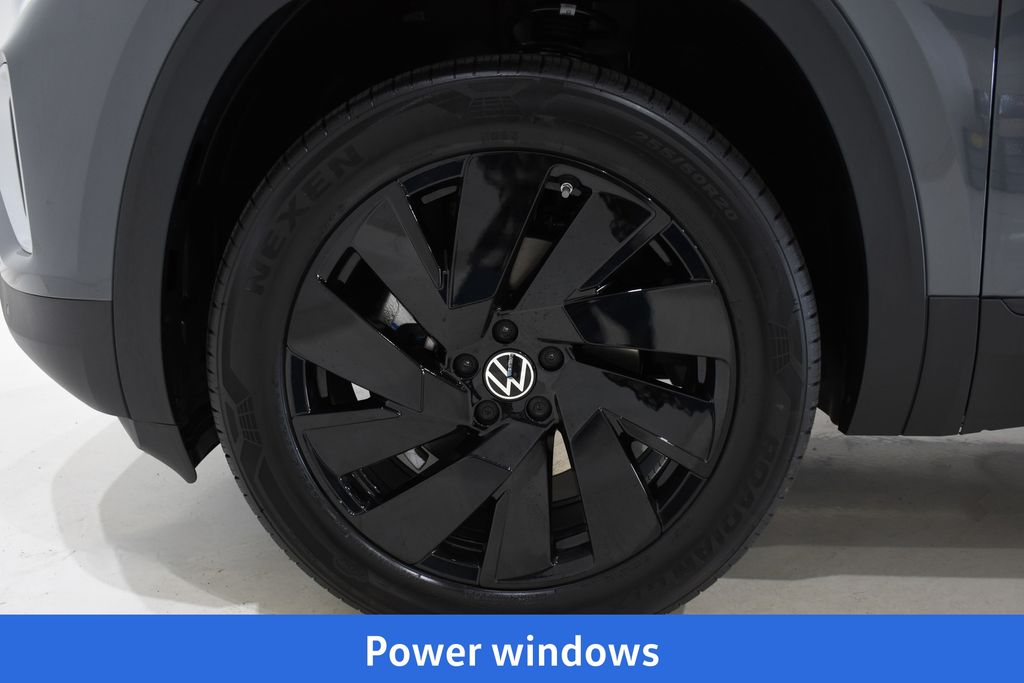 2026 Volkswagen Atlas SE w/Tech - Photo 6