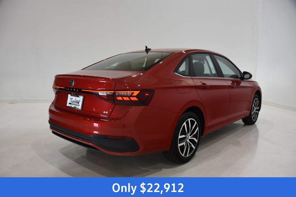 New 2025 Volkswagen Jetta 1.5T SE Sedan