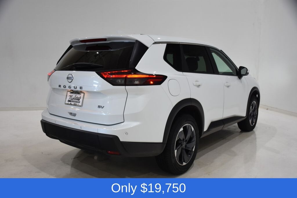 Used 2024 Nissan Rogue SV SUV