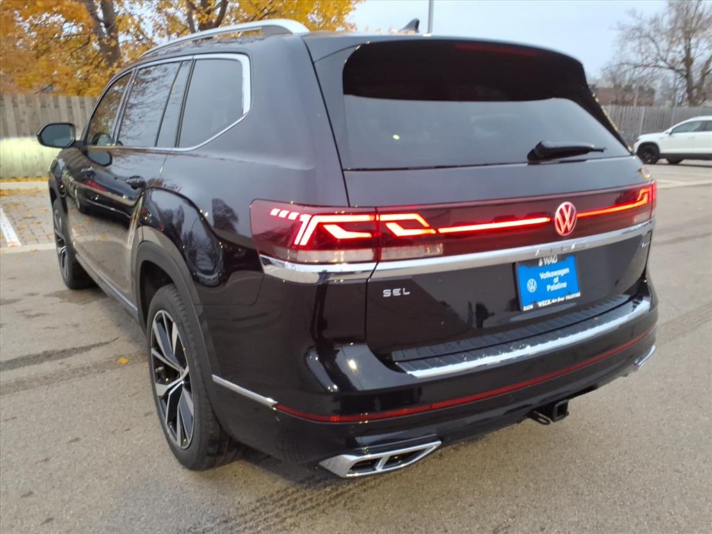 2026 Volkswagen Atlas SEL Premium R-Line photo 3