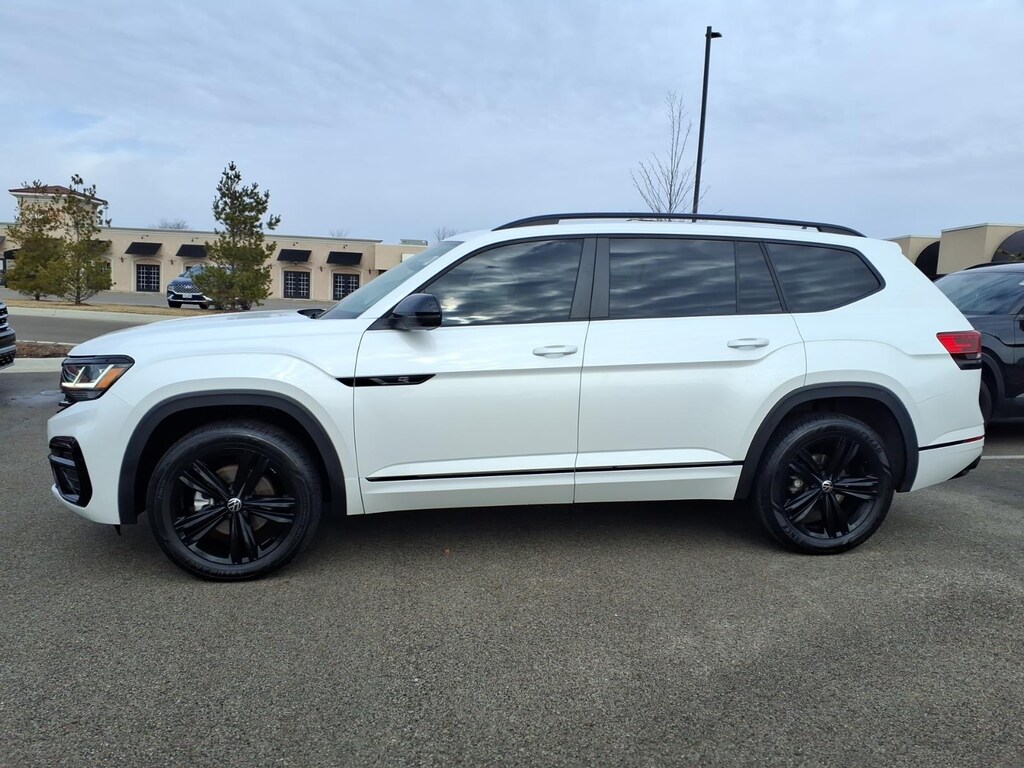 Used 2023 Volkswagen Atlas 3.6L V6 SEL R-Line Black SUV
