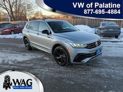 Used 2023 Volkswagen Tiguan 2.0T SE R-Line Black SUV for sale in Mount Prospect, IL