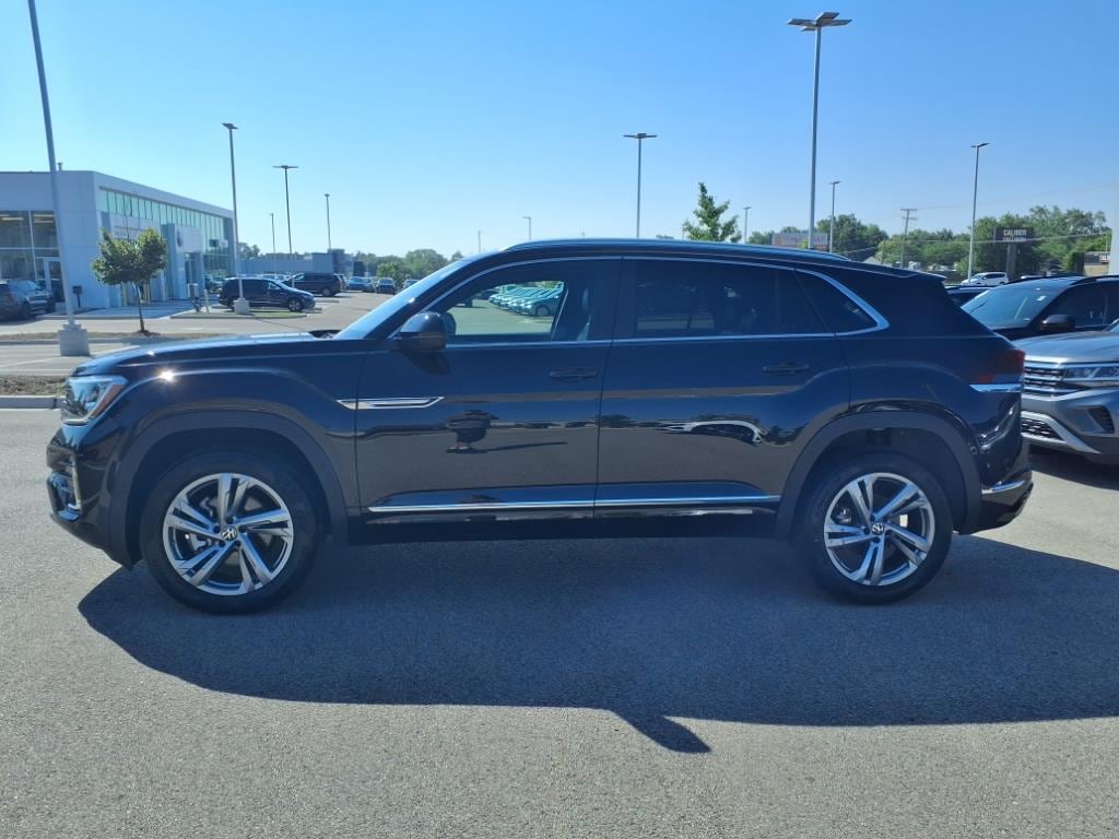 Certified 2024 Volkswagen Atlas Cross Sport 2.0T SEL R-Line SUV