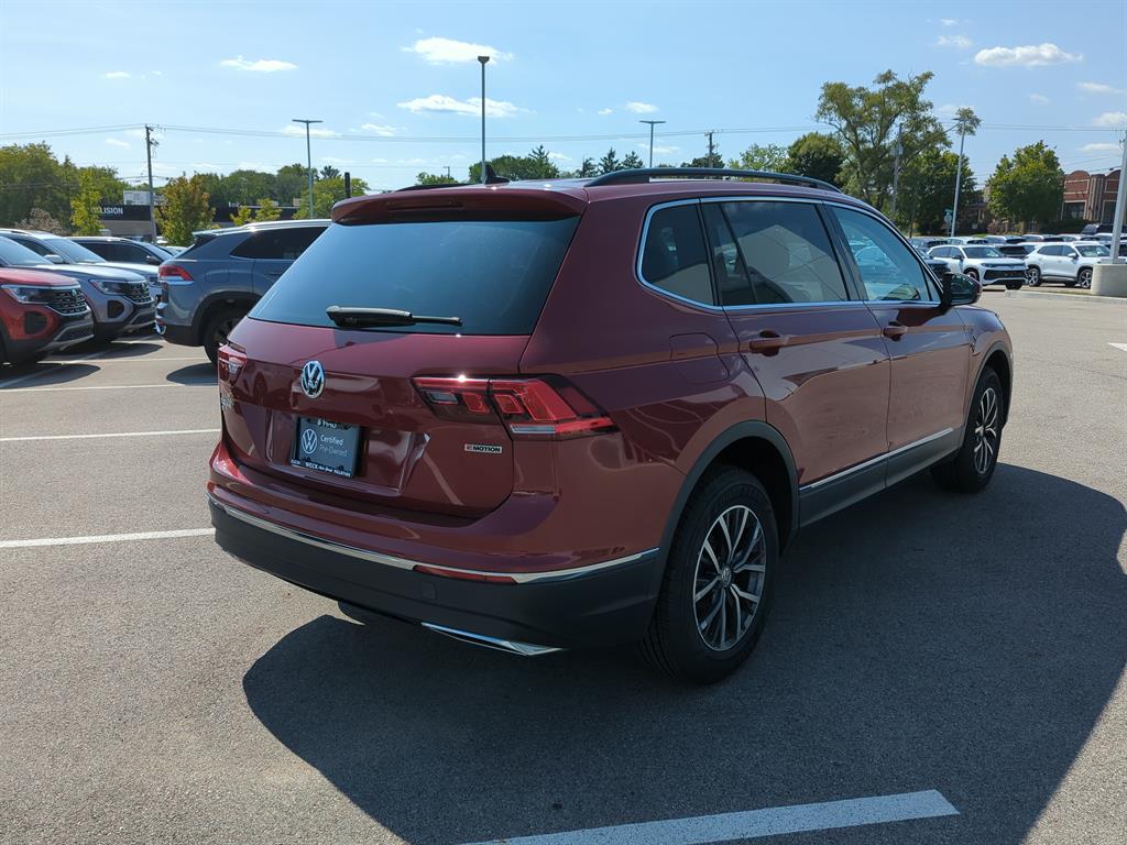 2020 Volkswagen Tiguan SE photo 3
