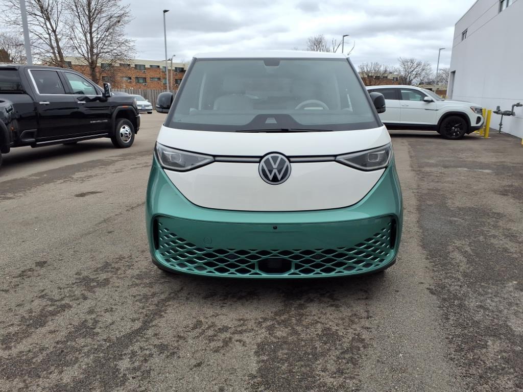 2025 Volkswagen ID. Buzz photo 2