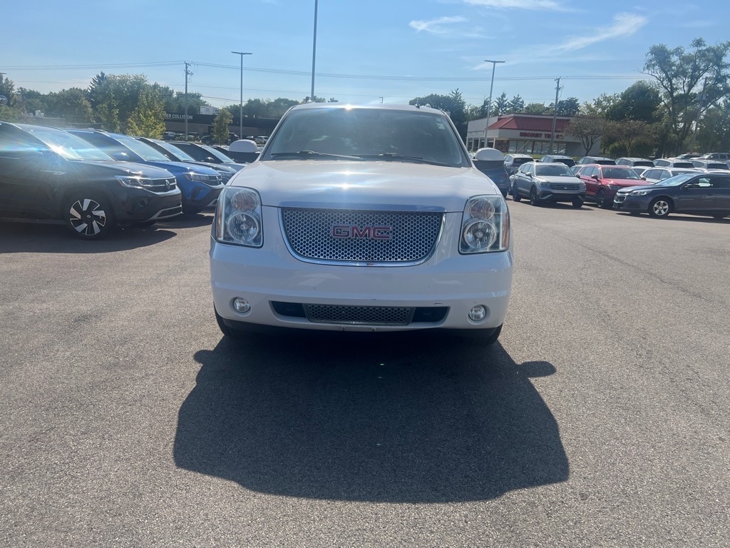 Used 2014 GMC Yukon XL Denali with VIN 1GKS2MEF9ER167343 for sale in Palatine, IL