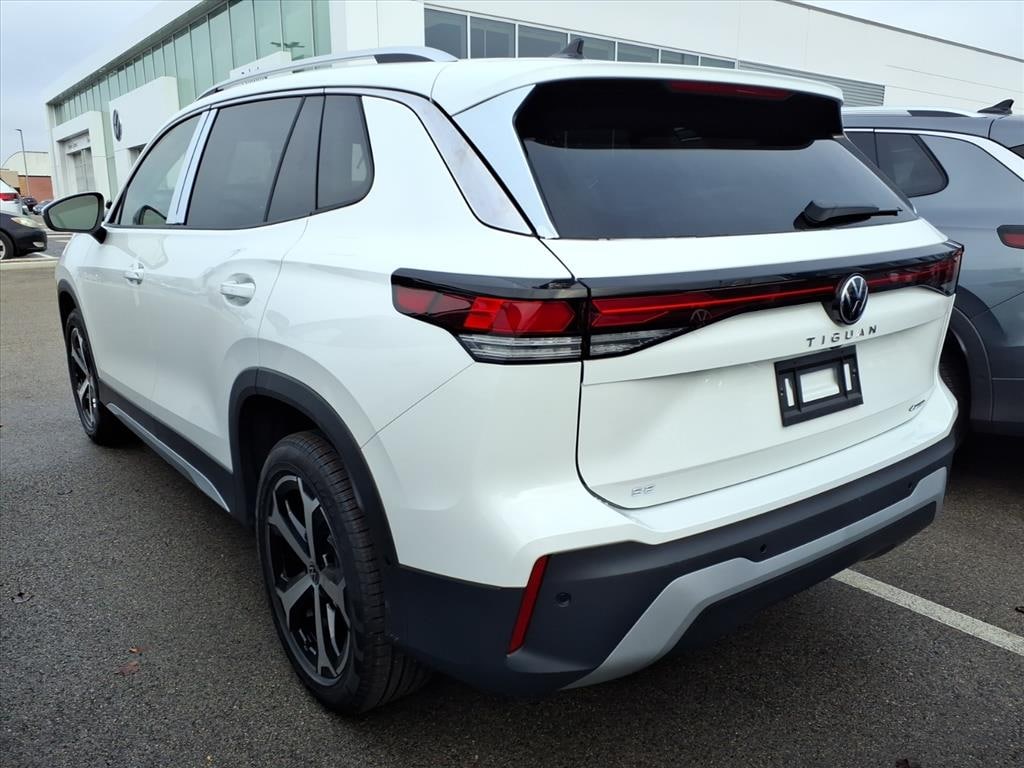 New 2026 Volkswagen Tiguan 2.0T SE SUV