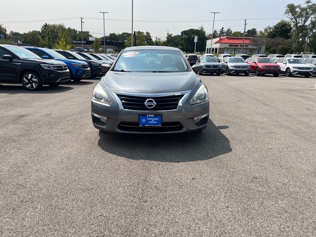 Used 2015 Nissan Altima S with VIN 1N4AL3AP5FN316570 for sale in Palatine, IL