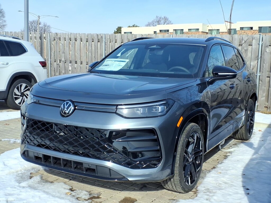 New 2026 Volkswagen Tiguan 2.0T SE R-Line Black SUV