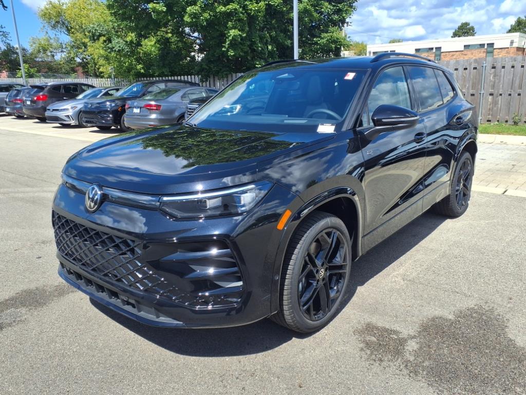 2025 Volkswagen Tiguan SE R-Line Black photo 3