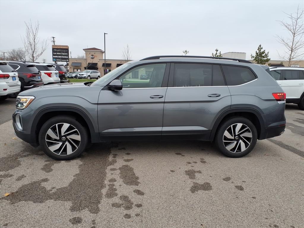 2025 Volkswagen Atlas SE Technology photo 4