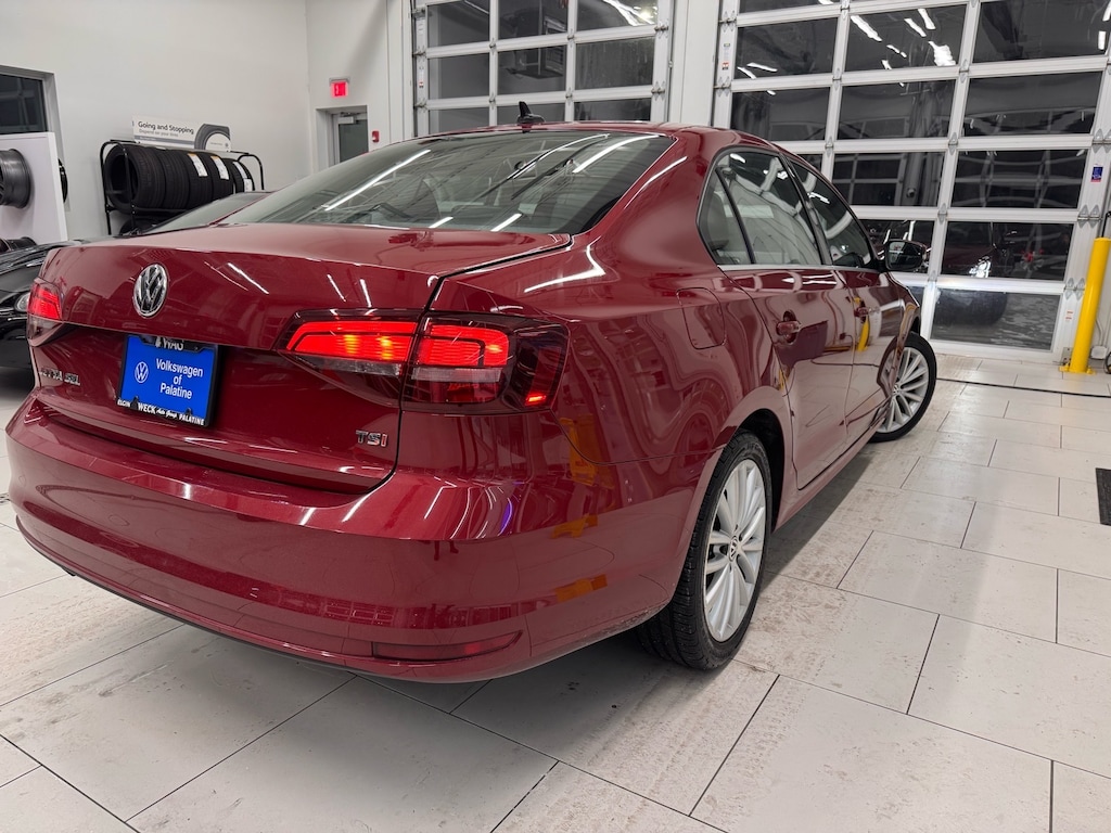 Used 2016 Volkswagen Jetta 1.8T SEL w/PZEV Sedan