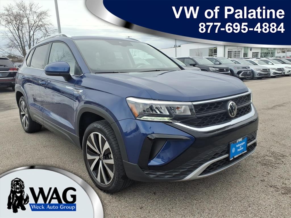 2022 Volkswagen Taos SE's photo