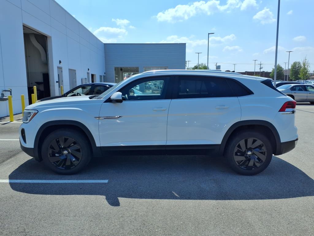 2025 Volkswagen Atlas Cross Sport SE Technology photo 4