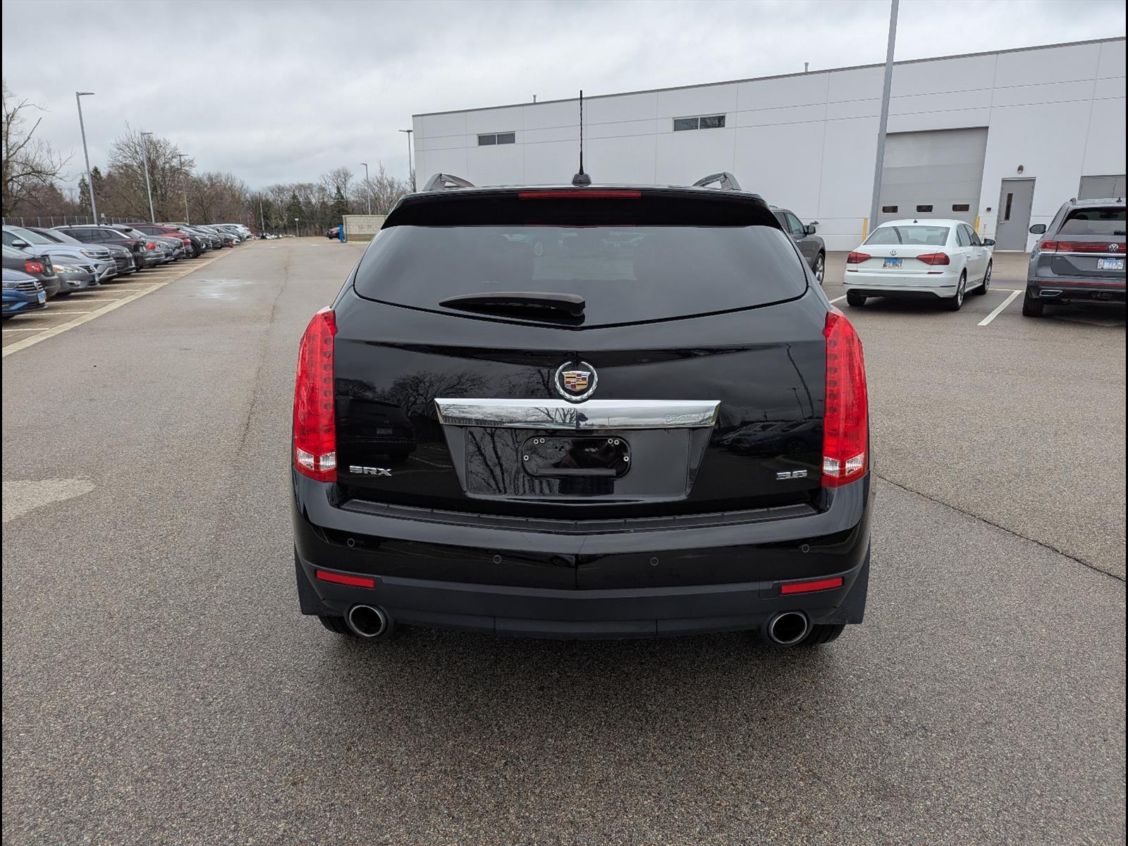 Used 2016 Cadillac SRX Luxury Collection with VIN 3GYFNBE30GS574556 for sale in Palatine, IL