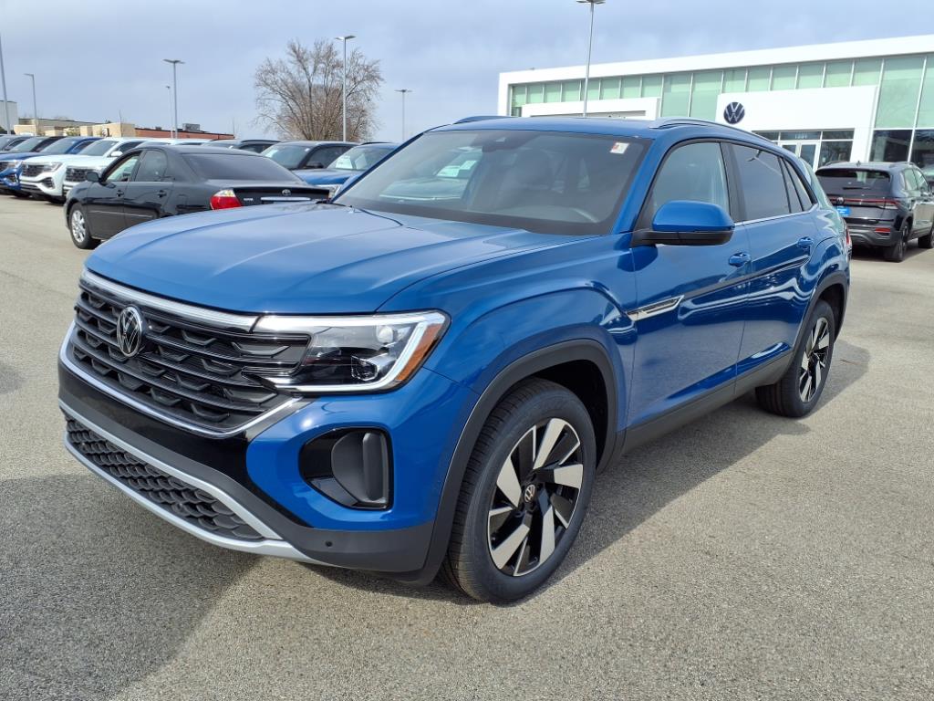 2025 Volkswagen Atlas Cross Sport SE Technology photo 3