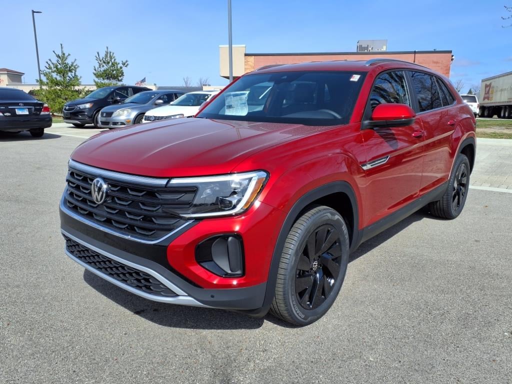New 2025 Volkswagen Atlas Cross Sport 2.0T SE w/Technology SUV