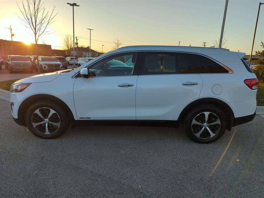 2016 Kia Sorento EX photo 2