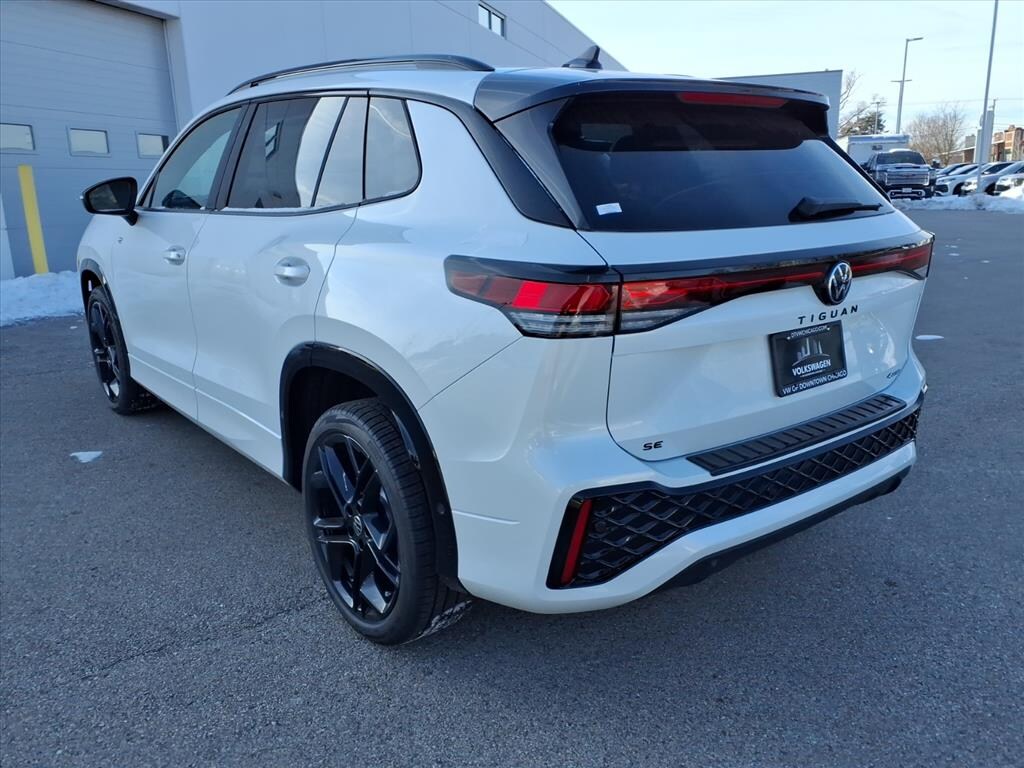 New 2025 Volkswagen Tiguan 2.0T SE R-Line Black SUV