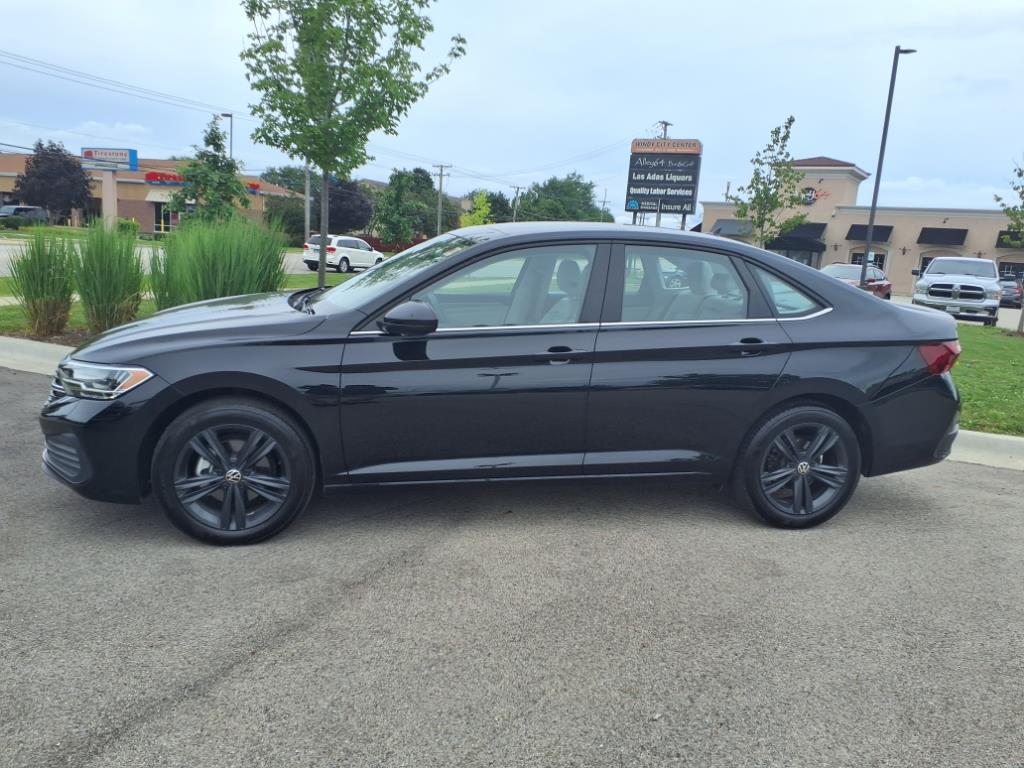 2024 Volkswagen Jetta 1.5T SE photo 4