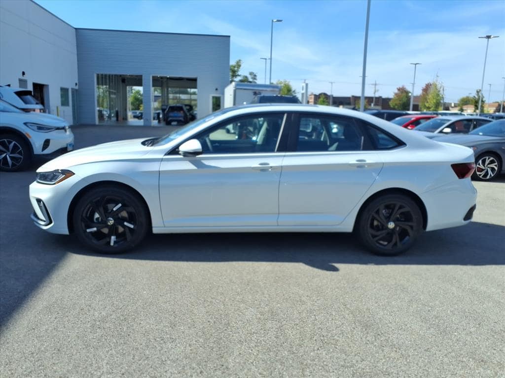 New 2026 Volkswagen Jetta 1.5T SE Sedan
