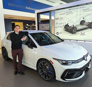 Staff member Lorenzo Monteleone from 3388142783b3