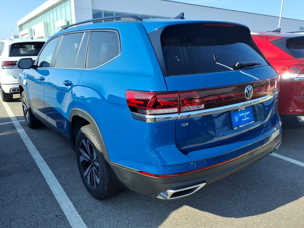 2026 Volkswagen Atlas SE photo 3