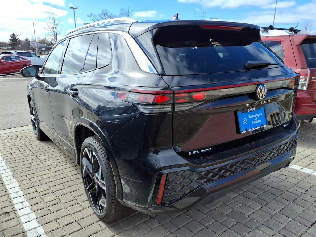 New 2026 Volkswagen Tiguan 2.0T SEL R-Line Turbo SUV