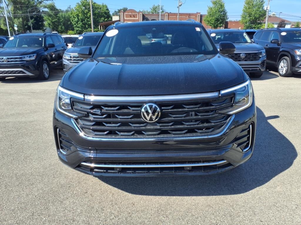 Certified 2024 Volkswagen Atlas Cross Sport 2.0T SEL R-Line SUV