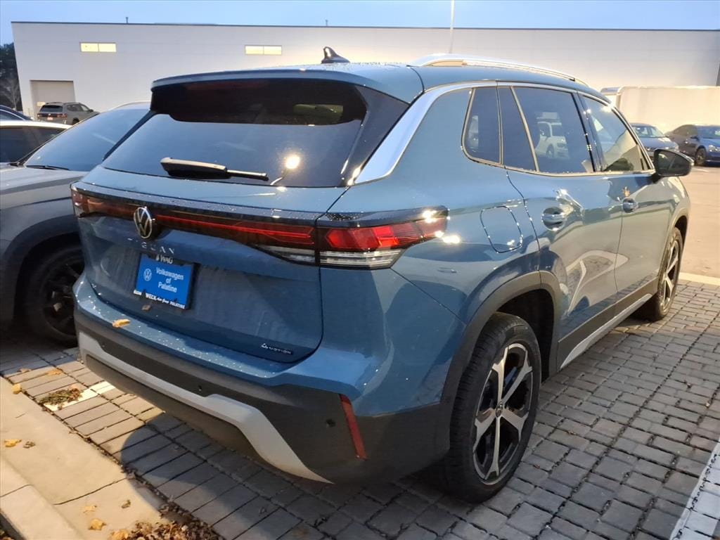 New 2026 Volkswagen Tiguan 2.0T SE SUV