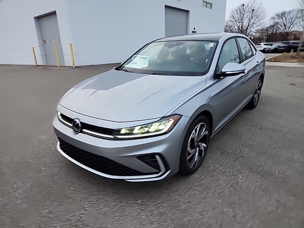2025 Volkswagen Jetta SEL photo 3