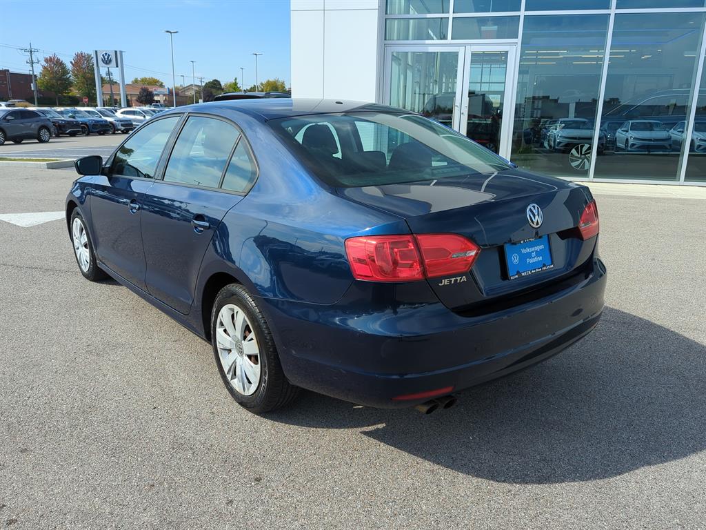 2011 Volkswagen Jetta 2.0 S photo 3