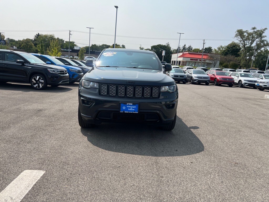 Used 2018 Jeep Grand Cherokee Altitude with VIN 1C4RJFAG0JC137782 for sale in Palatine, IL