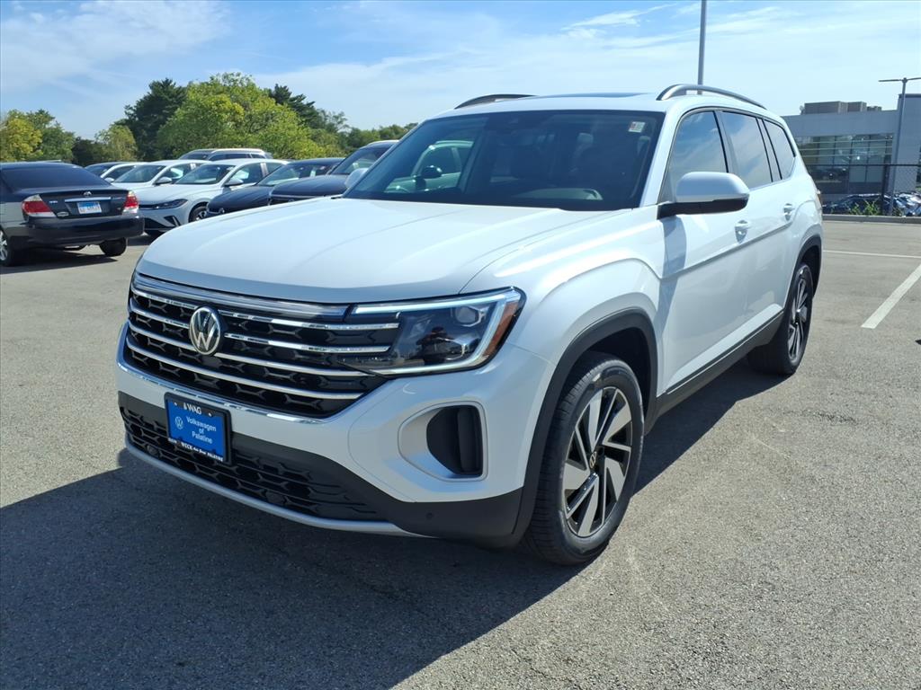 2026 Volkswagen Atlas SE Technology photo 2