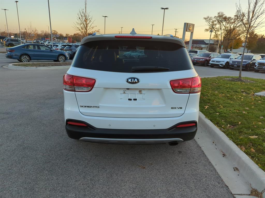 2016 Kia Sorento EX photo 4