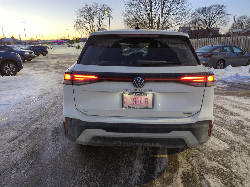 Used 2025 Volkswagen Tiguan 2.0T SE SUV